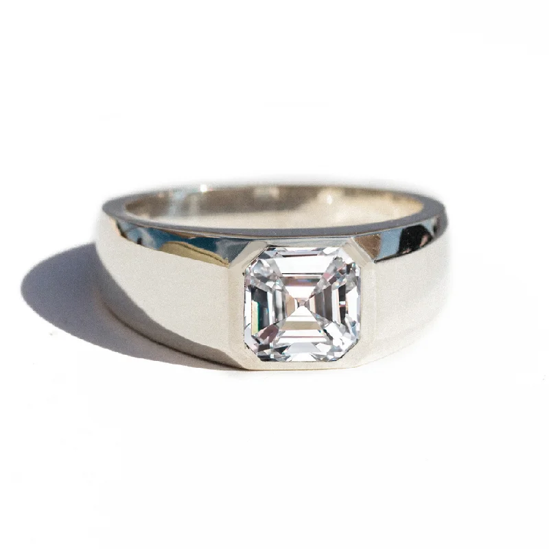 Women’s anniversary diamond rings-Asscher Cut Moissanite Signet Ring