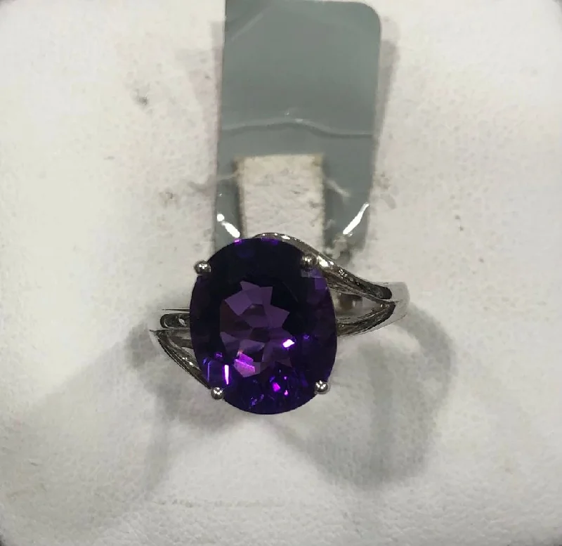 Women’s matching rings-Sterling Silver Amethyst Ring