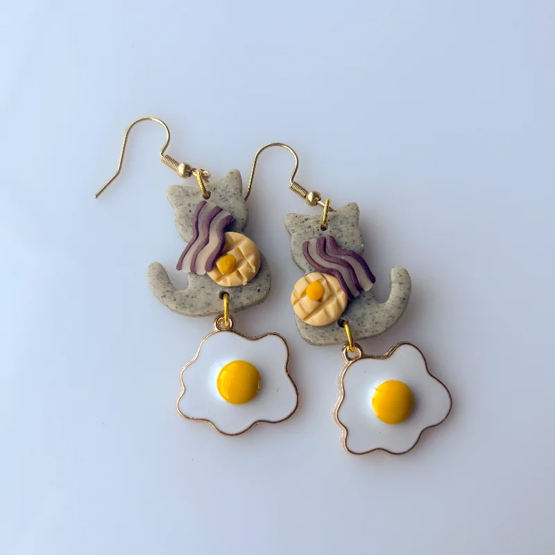 Women’s minimalist earrings-BREAKFAST CAT EARRINGS