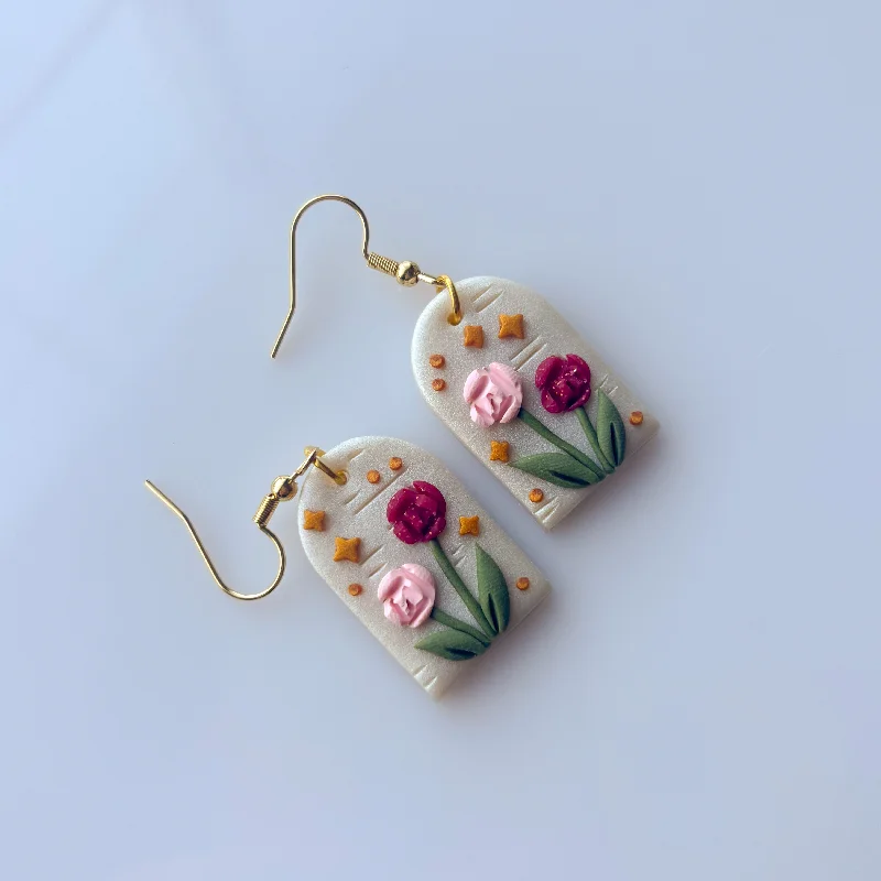 Women’s stud earrings-ROSE GARDEN SHORT ARCH EARRINGS