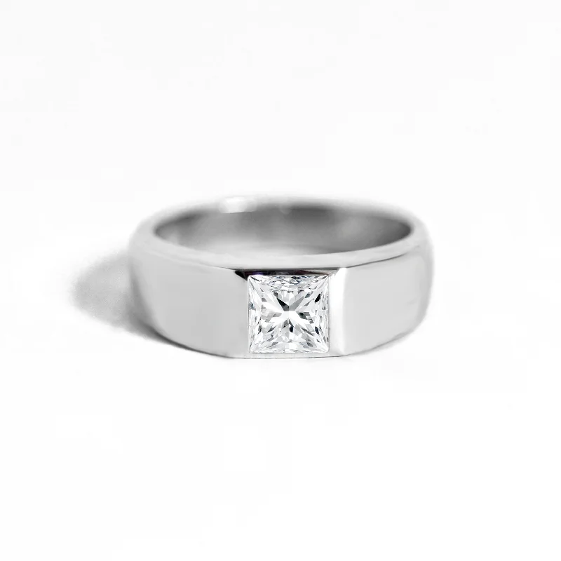 Women’s handmade rings-Princess Cut Moissanite Signet Ring