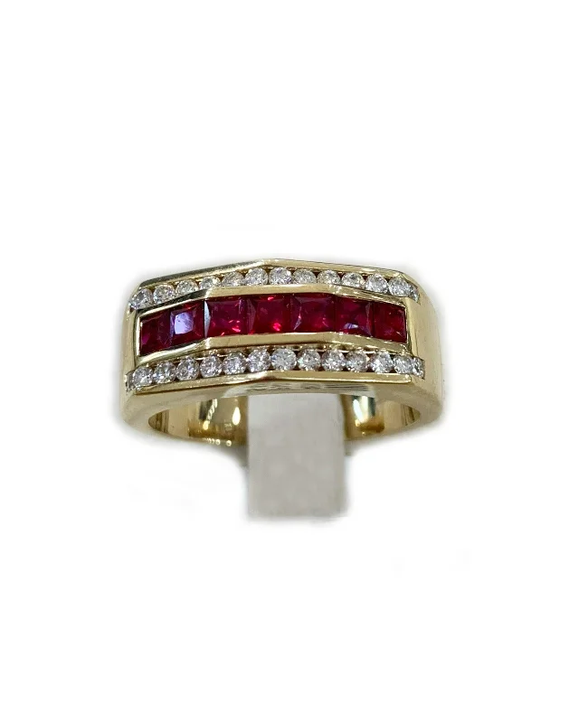 Women’s personalized rings-14k Yellow Gold Mens Ruby Ring