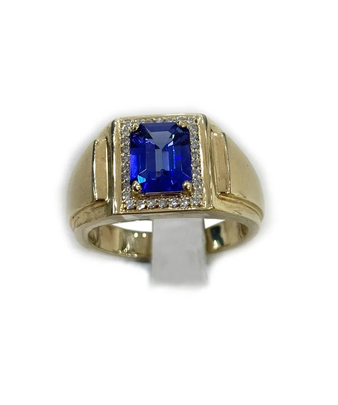 Women’s wedding band rings-14k Yellow Gold Mens Tanzanite Ring