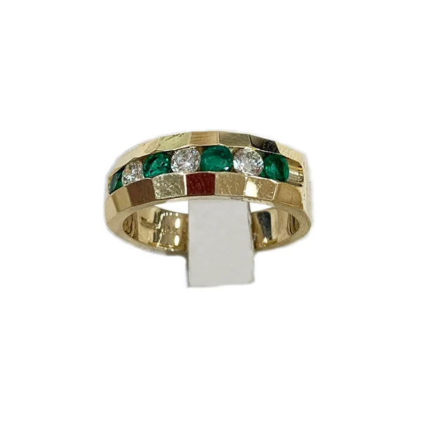 Women’s handmade rings-14k Yellow Gold Mens Emerald Ring