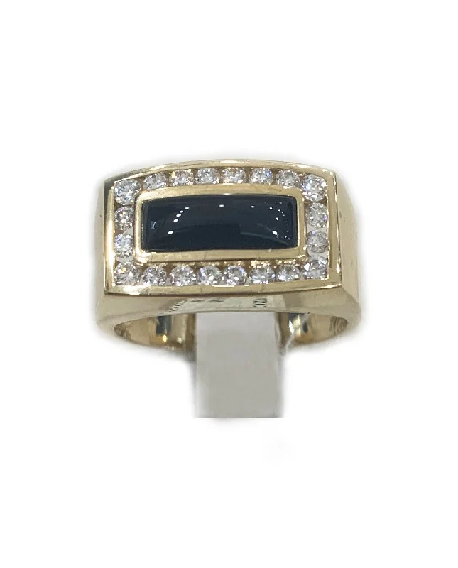 Women’s floral rings-14k Yellow Gold Mens Onyx Ring