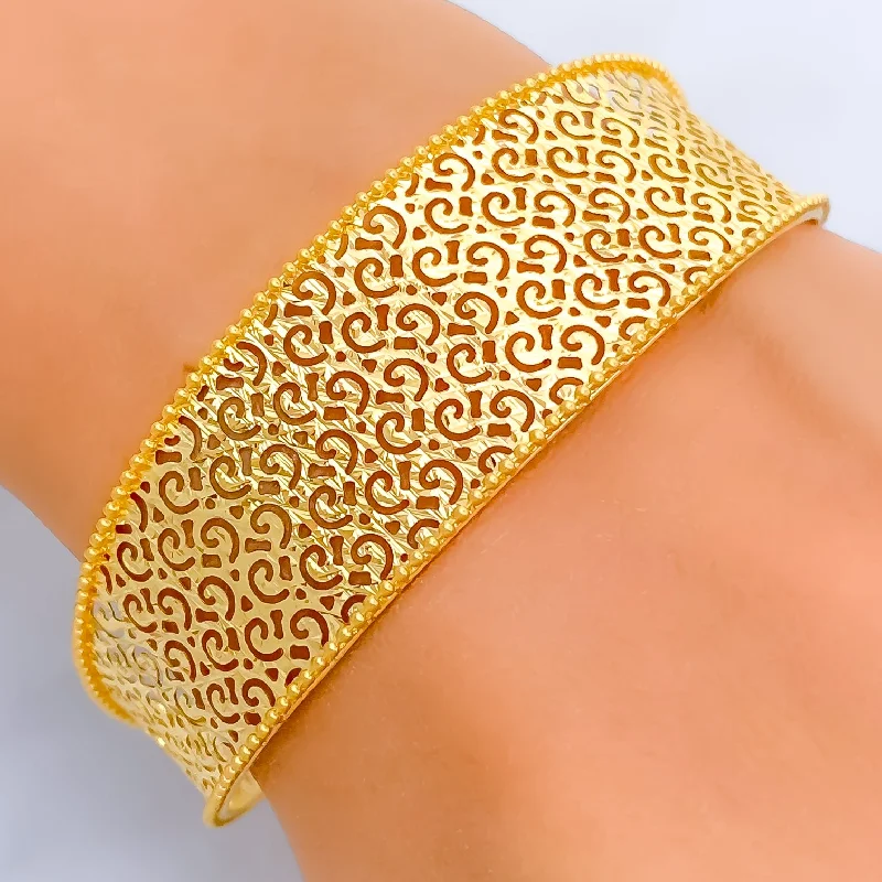 Women’s vintage-inspired bracelets-Dazzling Fashionable 21k Statement Bangle Bracelet