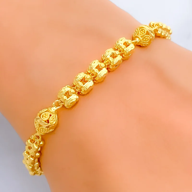 Women’s designer bangles-Tasteful Dazzling 22k Gold Bracelet