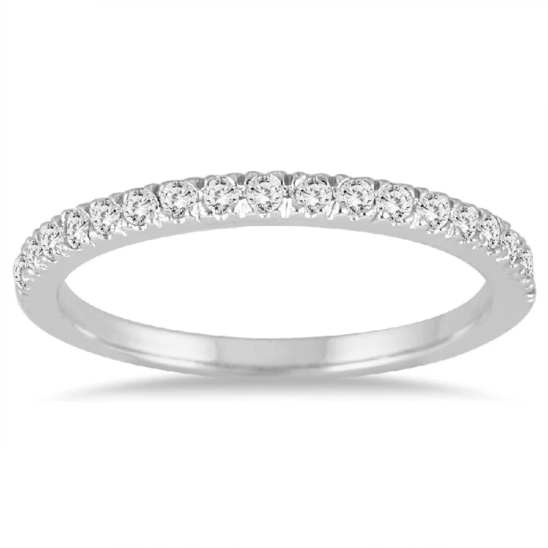 Women’s halo engagement rings-1/4 Carat TW Diamond Wedding Band in 14K White Gold