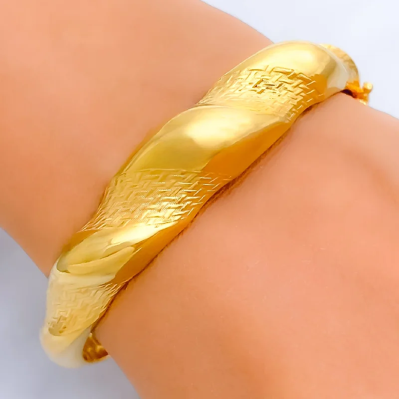 Women’s infinity bangle bracelets-Bold Flowing 21k Statement Bangle Bracelet