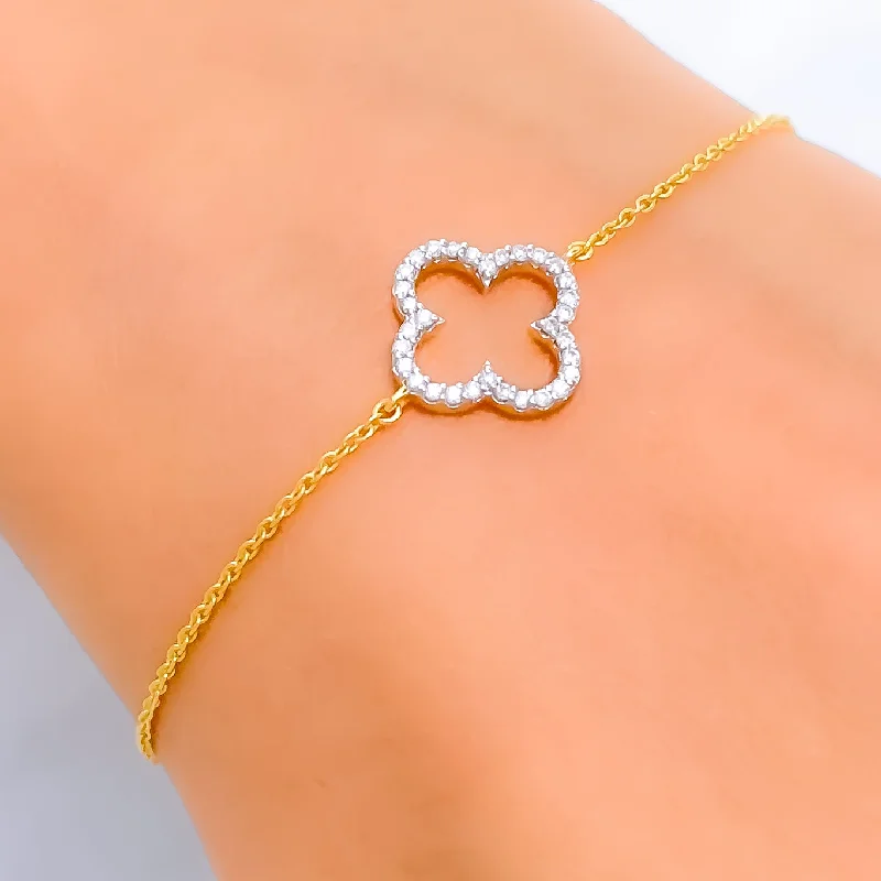 Women’s engraved bracelets-Blooming Clover-Shaped Diamond + 18k Gold Bracelet