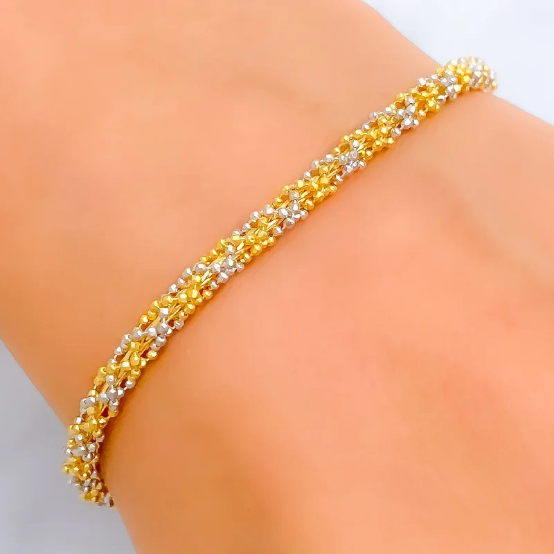 Women’s bridal bangle bracelets-Subtle Attractive 22K Gold Bracelet