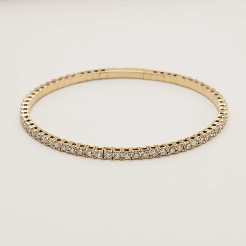 Women’s vintage bracelets-Diamond Flexible Bangle Bracelet in 14kt Yellow Gold (3ct tw)